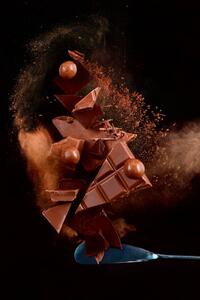 Umělecká fotografie Broken chocolate pieces balancing on a, Dina Belenko Photography, (26.7 x 40 cm)