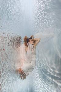 Umělecká fotografie Woman underwater, Tina Terras & Michael Walter, (26.7 x 40 cm)