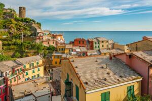 Umělecká fotografie Idyllic landscape of Cinque Terre, Italy, LeeYiuTung, (40 x 26.7 cm)