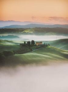 Umělecká fotografie Tuscany sunrise landscape view of green, serts, (30 x 40 cm)