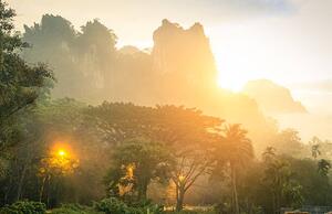 Umělecká fotografie Mountains of Khao Sok national park in Thailand, ViewApart, (40 x 26.7 cm)