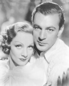 Umělecká fotografie Marlene Dietrich And Gary Cooper, Desire 1936 Directed By Frank Borzage, (35 x 40 cm)
