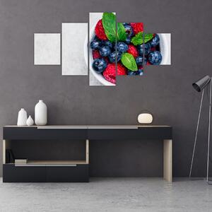 Obraz - miska s lesním ovocem (125x70 cm)