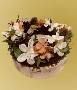 Aranžmá věnec - umělé květy vistárie a hortenzie,pr.20cm