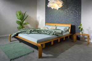 Designová postel z masivu Konstanz 180 černý dekor