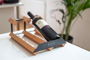 RAXI - český výrobek Pultový stojan na víno RAXI s kapacitou 2 lahve