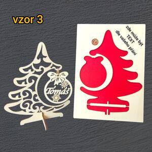 Vánoční stromeček se jmenovkou, logo vzor: vzor 3, napis: bez nápisu, barva pozadí šablony: zelená