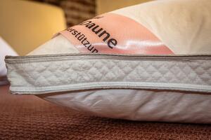 Péřový polštář Luxus Rundum Daunen záda Deluxe z kachního peří 50x70 cm