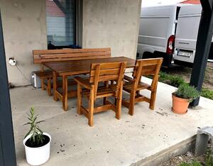 KULHÁNEK Zahradní dubová sestava - stůl, 1x lavice s opěradlem, 2x křeslo (klasické provedení) Délka: individuální, Odstín nátěru: lazura - pinia