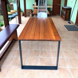 KULHÁNEK Zahradní stůl s nohami z ploché oceli Odstín nátěru: olej - bezbarvý, Velikost desky: 150x80 cm, Odstín podnože: antracit - RAL 7016