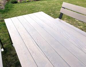 KULHÁNEK Zahradní sestava s nohami z ploché oceli - stůl, 2x lavice s opěradlem Délka: 150 cm, Odstín nátěru: lazura - teak, Odstín podnože: bílá - RAL 9010