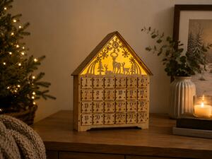 Dřevěný adventní kalendář se světelnou dekorací – 24 zásuvek, LED, sobí motiv