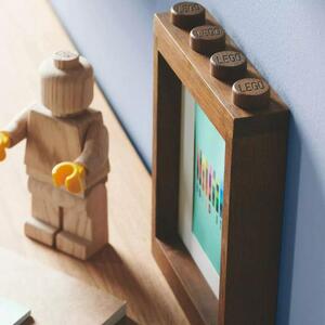 Lego® Tmavý dubový fotorámeček LEGO® Wood 12 x 17 cm