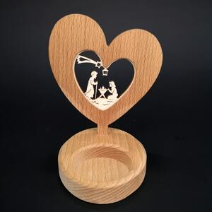 AMADEA Dřevěný svícen srdce s vkladem - betlém, masivní dřevo, výška 10 cm