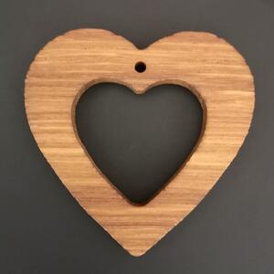 AMADEA Dřevěná ozdoba z masivu - srdce 6 cm