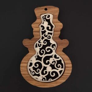 AMADEA Dřevěná ozdoba z masivu s vkladem - sněhulák s ornamentem 8 cm