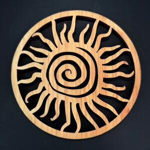AMADEA Dřevěný podtácek kulatý ve tvaru slunce, masivní dřevo, průměr 10 cm