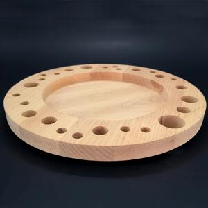 AMADEA Dřevěný talíř s otvory, masivní dřevo, průměr 28 cm