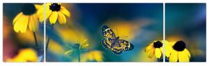 Obraz - Žlutý motýl s květy (170x50 cm)