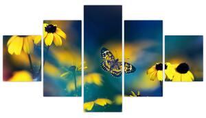Obraz - Žlutý motýl s květy (125x70 cm)