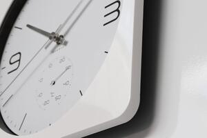 Hranaté plastové hodiny bílé/černé MPM E01.3689