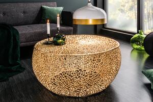 Moderní glamour zlatý konferenční stolek Hoja kulatého tvaru s organickým designem z kovu 80 cm