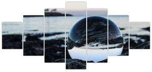 Obraz skleněné koule na skále (210x100 cm)