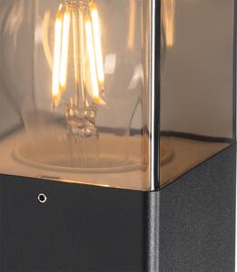 Moderní venkovní nástěnné svítidlo černé IP44 s efektem kouřového skla - Dánsko