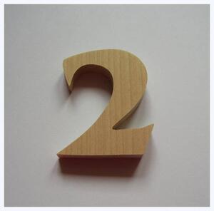"2" dřevěné domovní číslo v.4,5 cm přírodní, bez povrchové úpravy