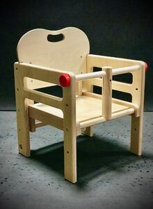 Dětská jídelní židlička 7v1 červené doplňky