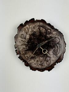 Dřevěné nástěnné hodiny Corgi