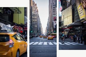 Newyorská ulice se žlutými taxíky – Třídílný obraz C, 120 × 80 cm