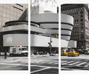 Guggenheimovo muzeum v New Yorku – Třídílný obraz B, 120 × 100 cm