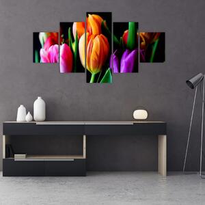 Obraz tulipánů na černém pozadí (125x70 cm)