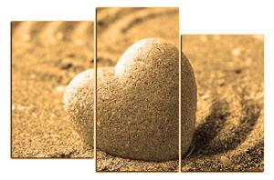 Obraz na plátně - Kámen ve tvaru srdce na písku 1161FD (90x60 cm)
