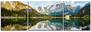 Obraz na plátně - Alpské štíty odrážející se v klidném jezeře - panoráma 5157C (150x50 cm)