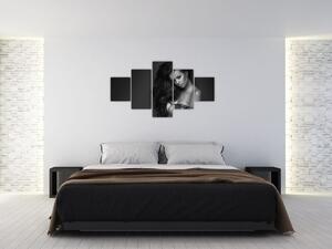 Obraz - Černobílý portrét svůdné ženy (125x70 cm)
