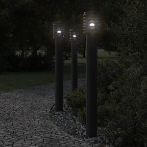 Venkovní stojací lampa se zásuvkou černá 110 cm nerezová ocel