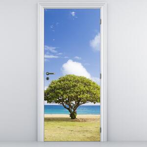 Fototapeta na dveře - Pláž se stromem (95x205cm)