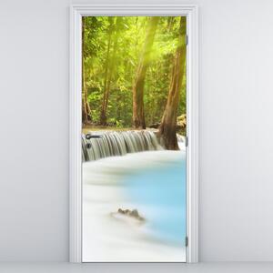 Fototapeta na dveře - Huai Mae Kamin, vodopády v lese (95x205cm)