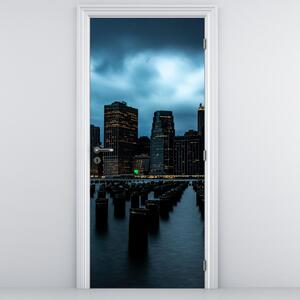Fototapeta na dveře - Pohled na mrakodrapy New Yorku (95x205cm)