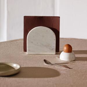 Bílý mramorový stojánek na vajíčko Kave Home Cinderella
