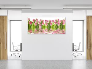 Obraz skleněný květy růžové tulipány v hladině vody - 50 x 100 cm