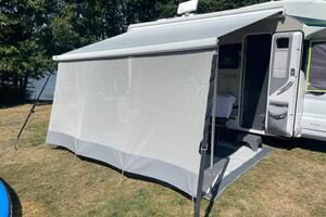 Sluneční clona k markýze , čelní VÝŠKA: +/- 250 cm, ŠÍŘKA: 240 cm