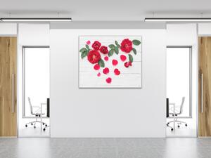 Obraz skleněný čtvercový květy červené růže a lístky na bílém dřevě - 40 x 40 cm