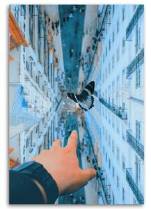 Obraz na plátně Budovy City Hand Butterfly - Bryantama Art Rozměry: 40 x 60 cm