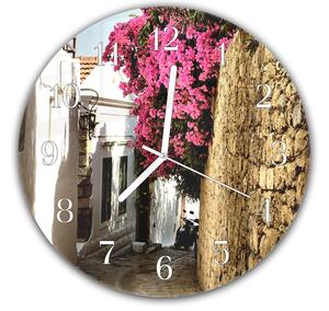 Nástěnné hodiny kulaté pr.30cm středověká ulička zdobená květinami - plexi
