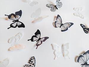 3D dekorace na zeď motýli černí a bílí 18 ks 5 až 6,5 cm