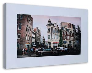 Obraz na plátně Staré činžovní domy a městský ruch Rozměry: 60 x 40 cm