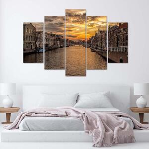 Obraz na plátně Město u řeky - 5 dílný Rozměry: 100 x 70 cm
